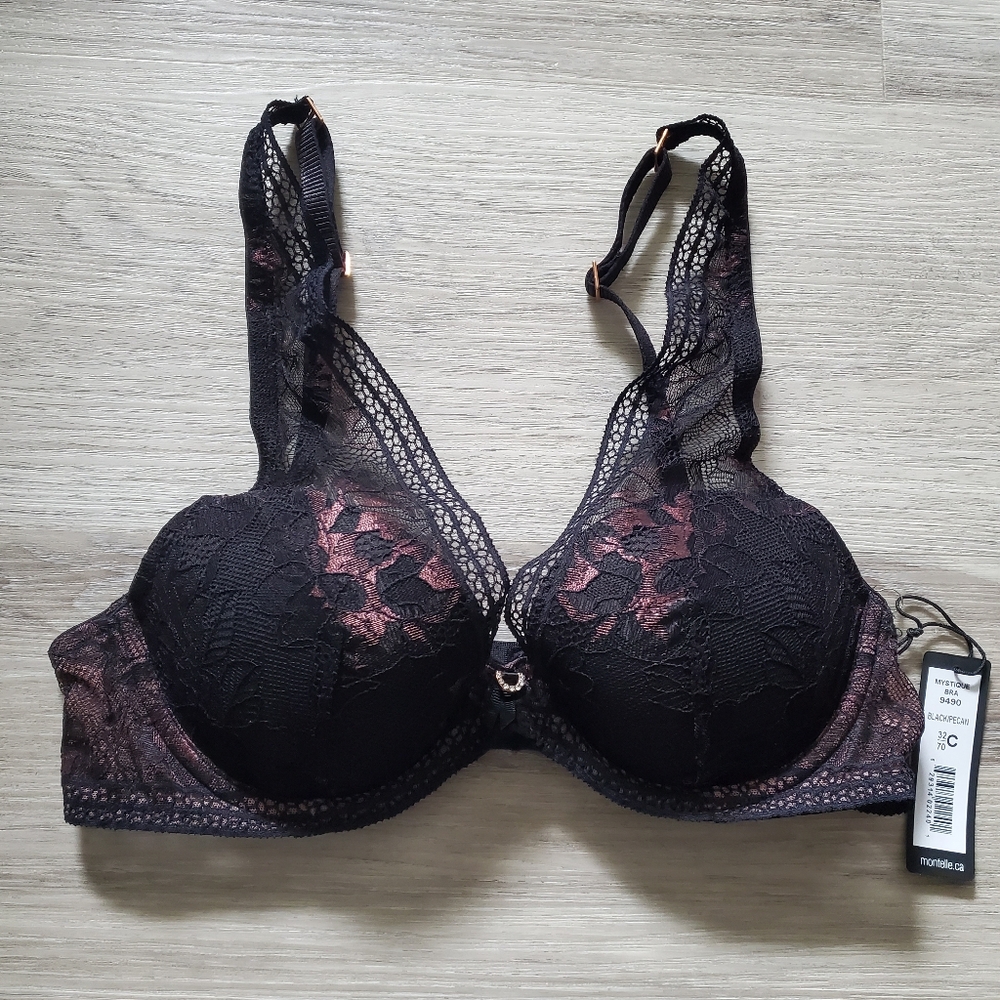 ☀️2/$40☀️ 32C - Seductive Black Mystique Plunge Bra - Montelle